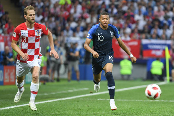 击败顶级俱 击败顶级俱