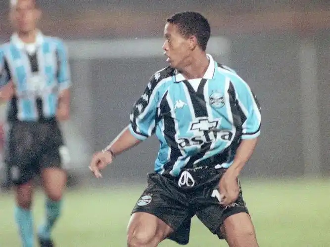 供重要支持 供重要支持